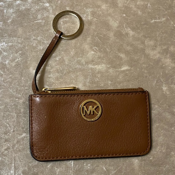 Michael Kors Accessories - ⭐️100% Authentic Michael Kors Key Pouch⭐️